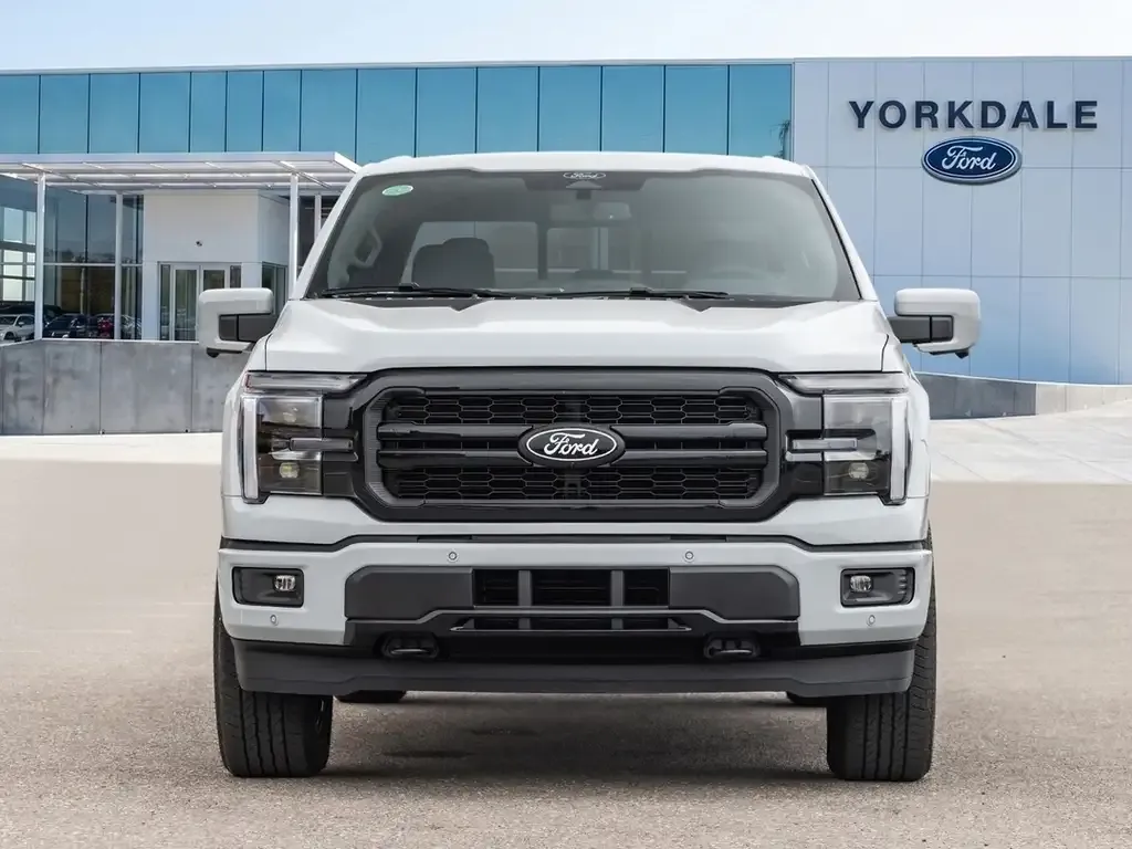 Ford F-150 Lariat 2026 photo 2