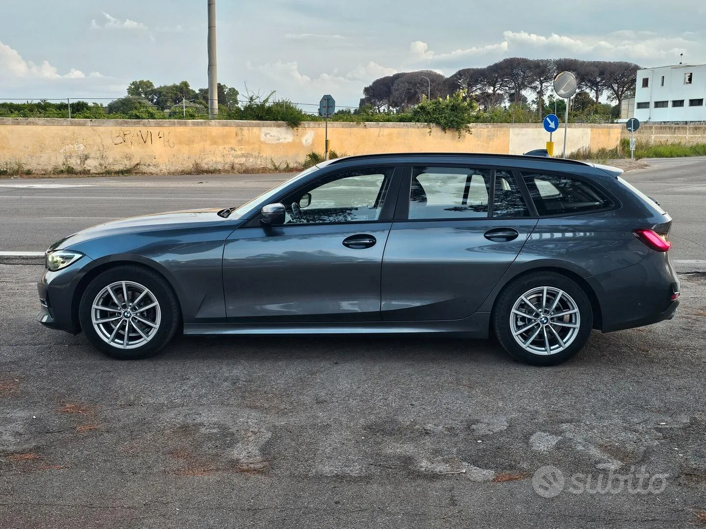 BMW 318D Touring 2020 photo 3