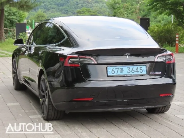 Tesla Model 3 2020 photo 4