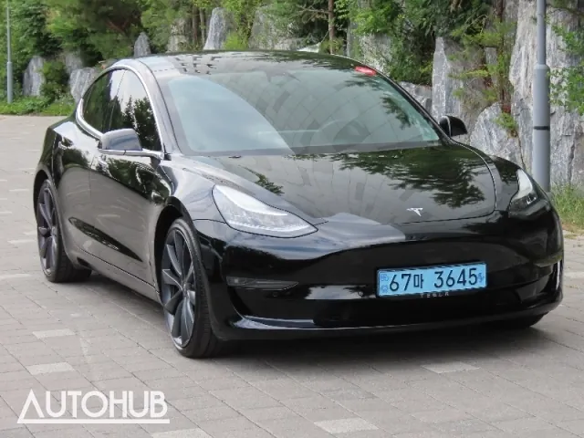 Tesla Model 3 2020 photo 2
