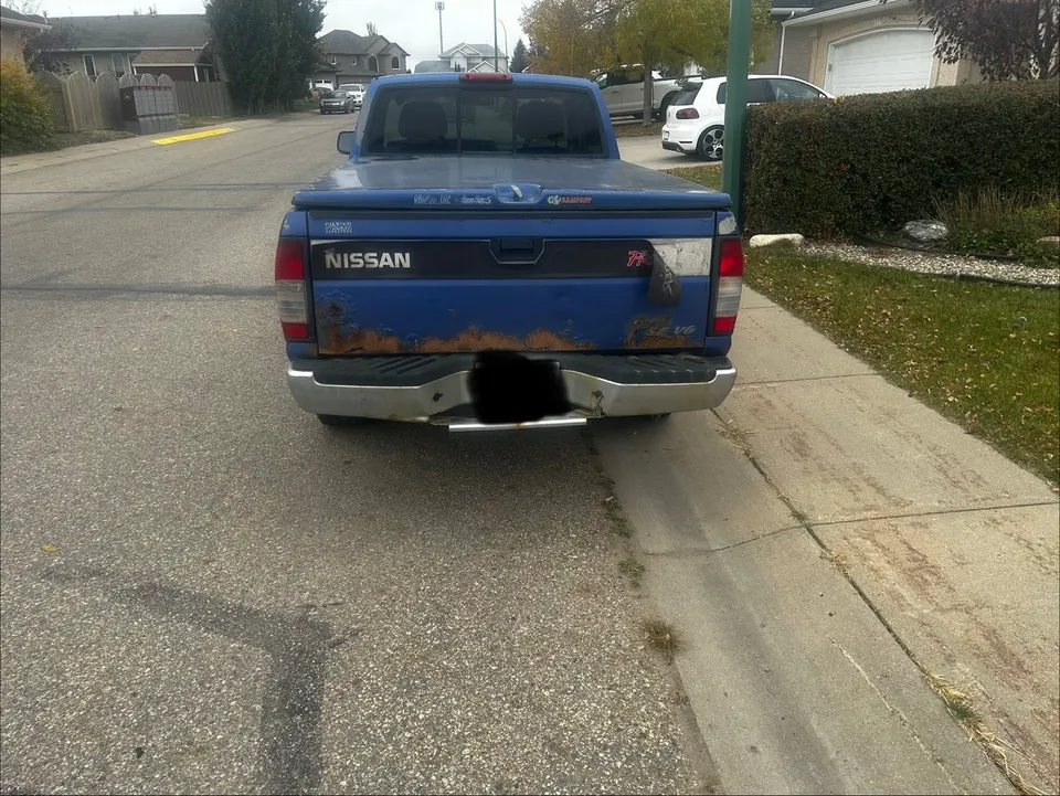 Nissan Frontier 1999 photo 4