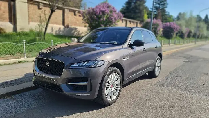 Jaguar F-Pace 2017 photo 3