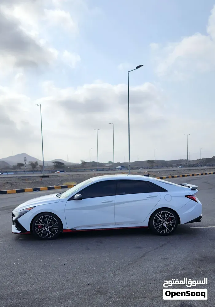 Hyundai Elantra 2023 photo 3