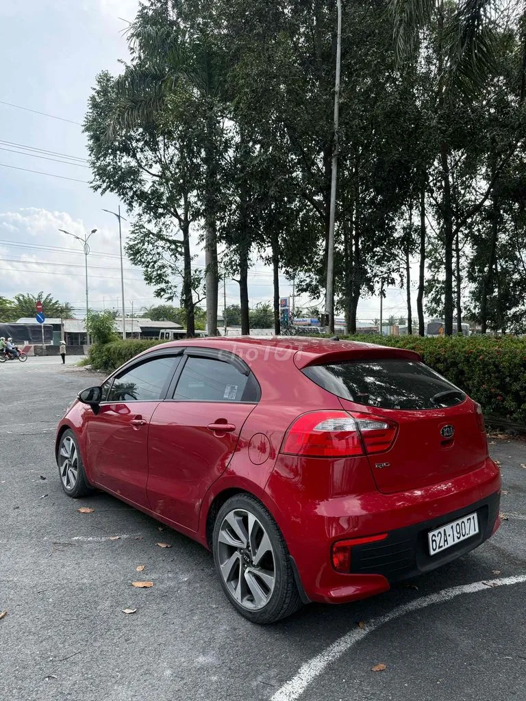 Kia Rio 2015 photo 5