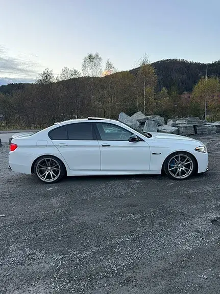 BMW 525D 2010 photo 3