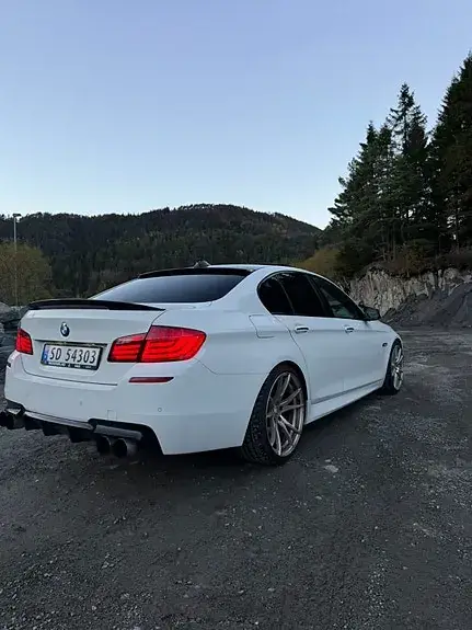 BMW 525D 2010 photo 4