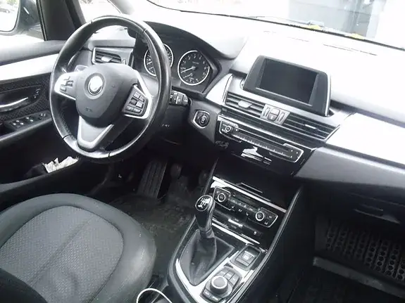 BMW 218I 2015 photo 5