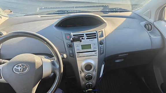 Toyota Yaris 2007 photo 5
