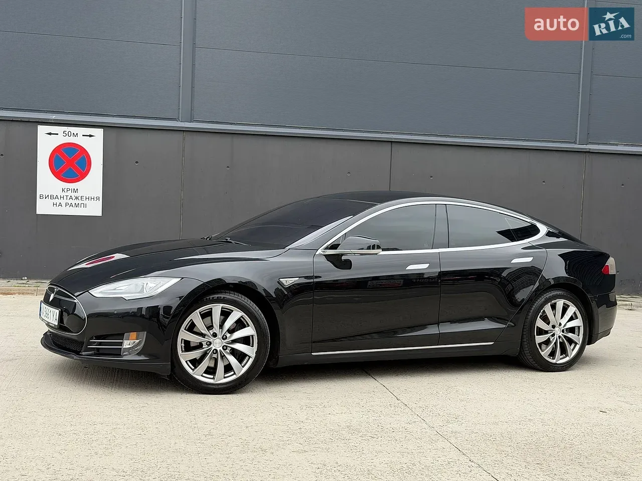 Tesla Model S 2013 photo 3