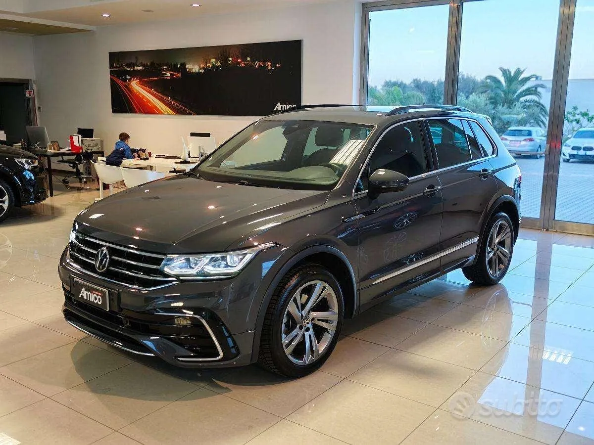 Volkswagen Tiguan 2021 photo 2