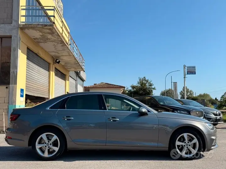 Audi A4 2019 photo 4