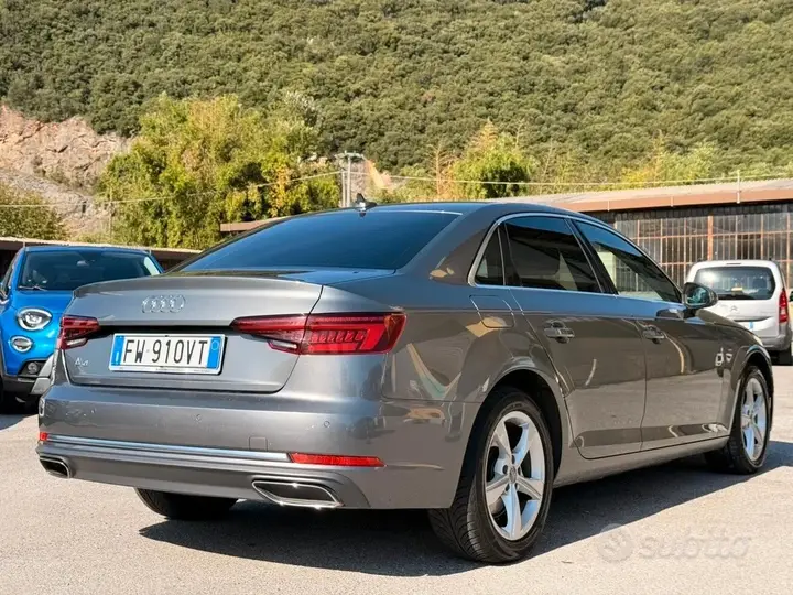 Audi A4 2019 photo 5
