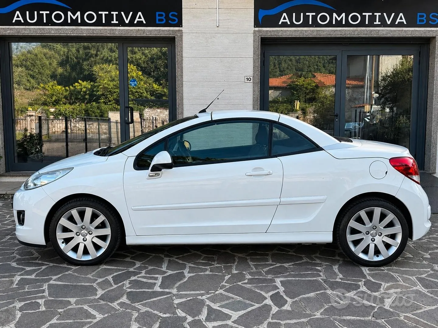 Peugeot 207 2013 photo 4