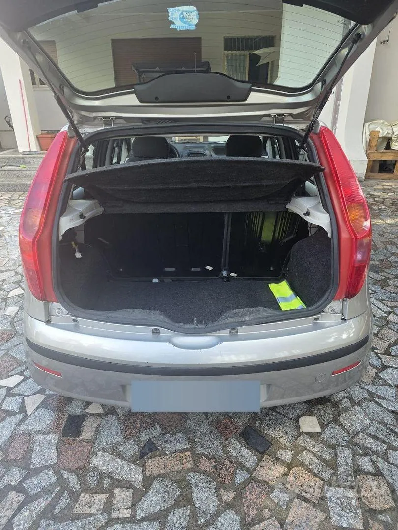 Fiat Punto 2003 photo 4