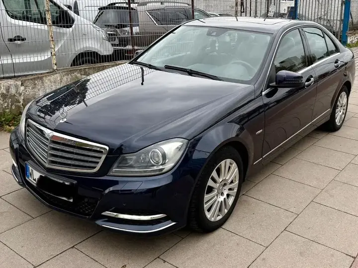 Mercedes-Benz C180
