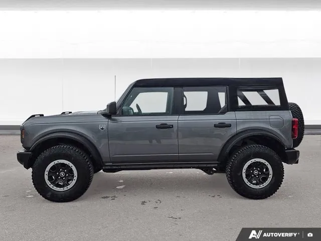 Ford Bronco 2023 photo 3