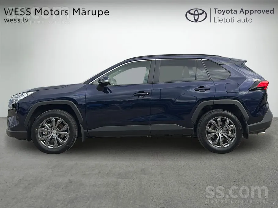 Toyota Rav4 2025 photo 3