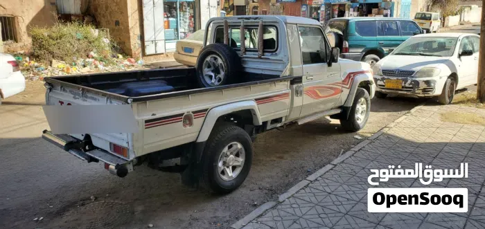 Toyota Land Cruiser 70