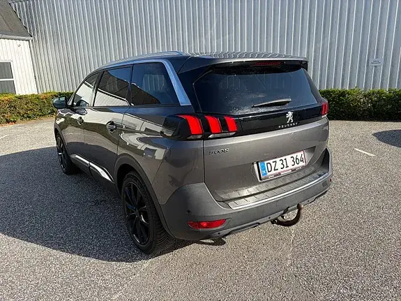 Peugeot 5008 2019 photo 5