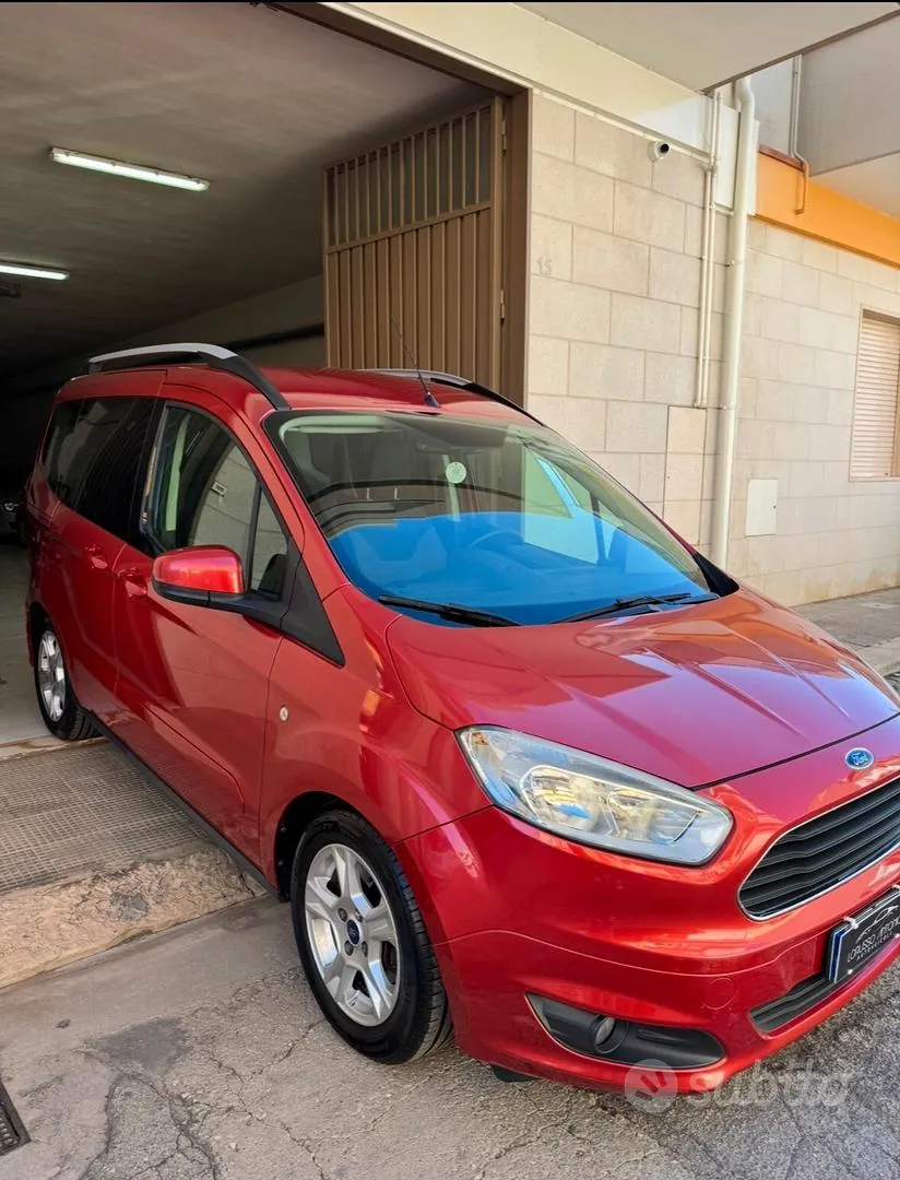 Ford Transit Courier 2014 photo 2