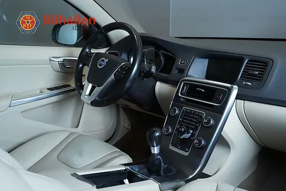 Volvo V60 2014 photo 4