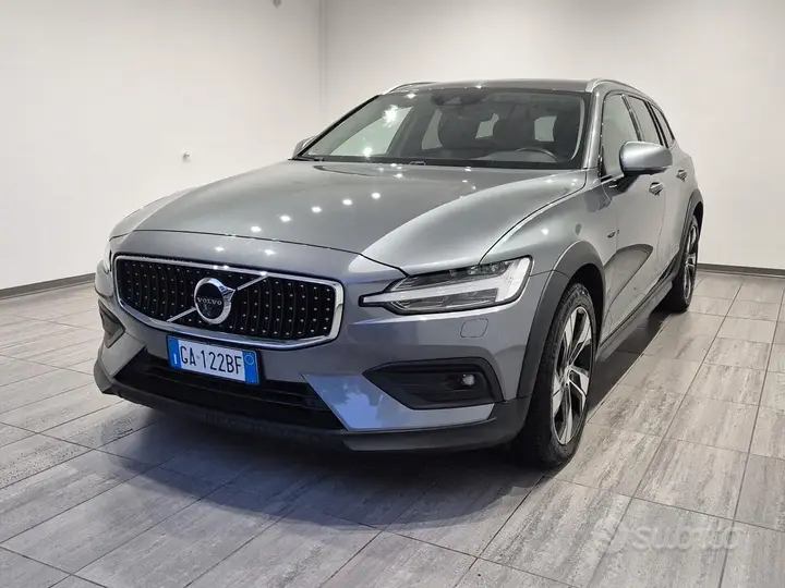 Volvo V60 Cross Country