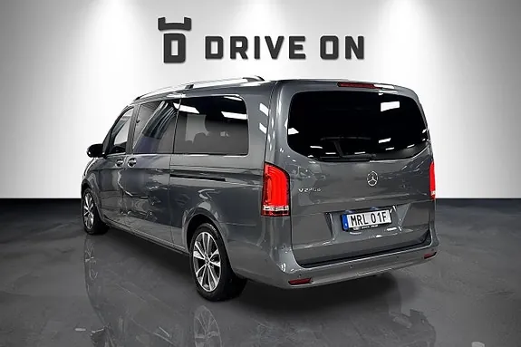 Mercedes-Benz V220 2023 photo 3