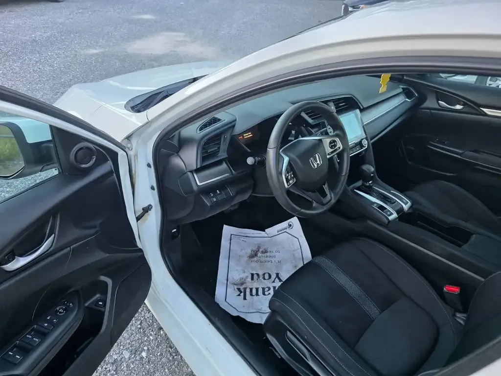 Honda Civic 2019 photo 5