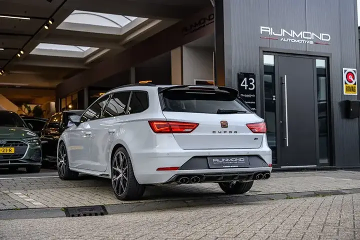 Seat Leon 2020 photo 3