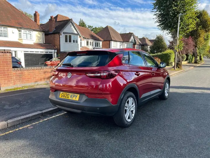 Vauxhall Grandland X 2020 photo 2