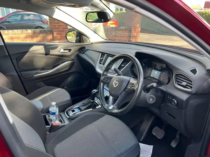 Vauxhall Grandland X 2020 photo 3