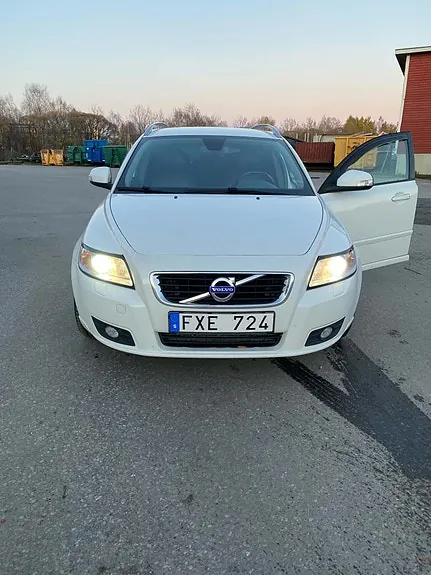 Volvo V50