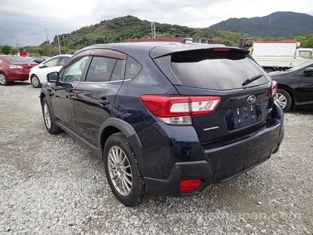Subaru Xv 2017 photo 3