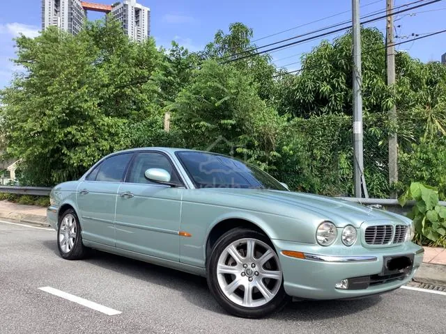 Jaguar Xj6