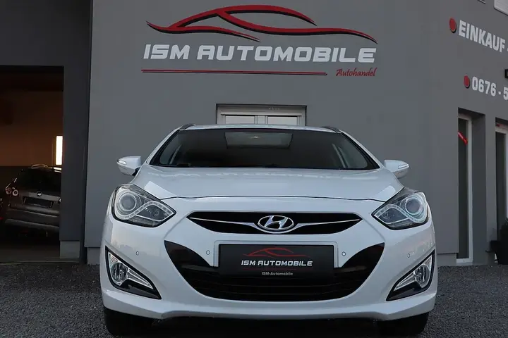 Hyundai I40 2012 photo 2