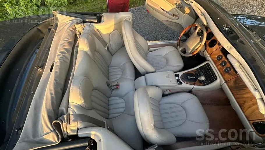 Jaguar Xk 2000 photo 5