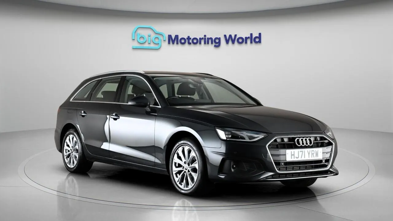Audi A4 Avant 2021 photo 2