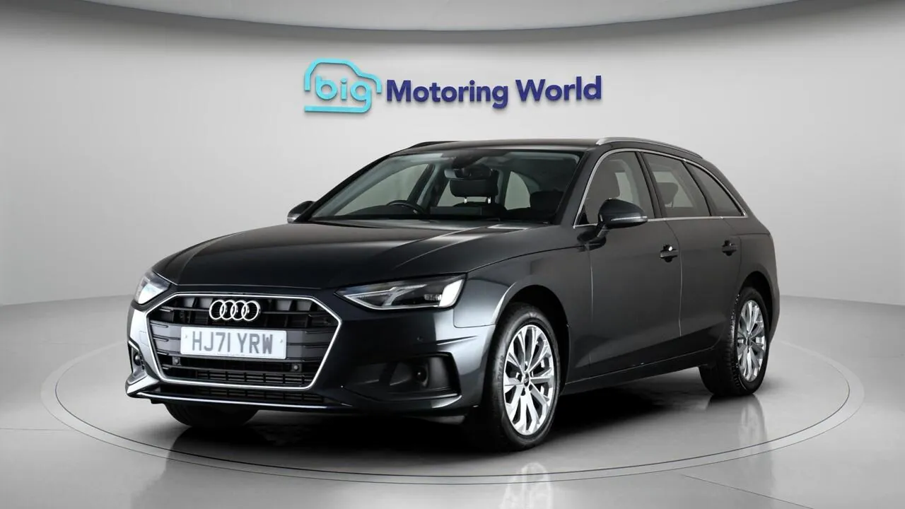 Audi A4 Avant 2021 photo 4