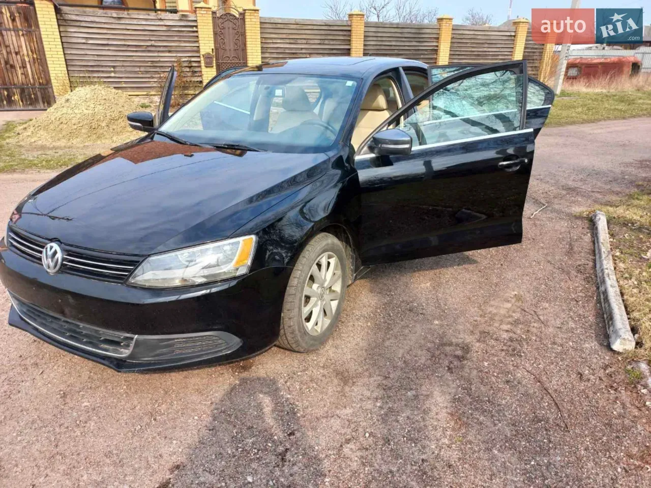 Volkswagen Jetta 2012 photo 3