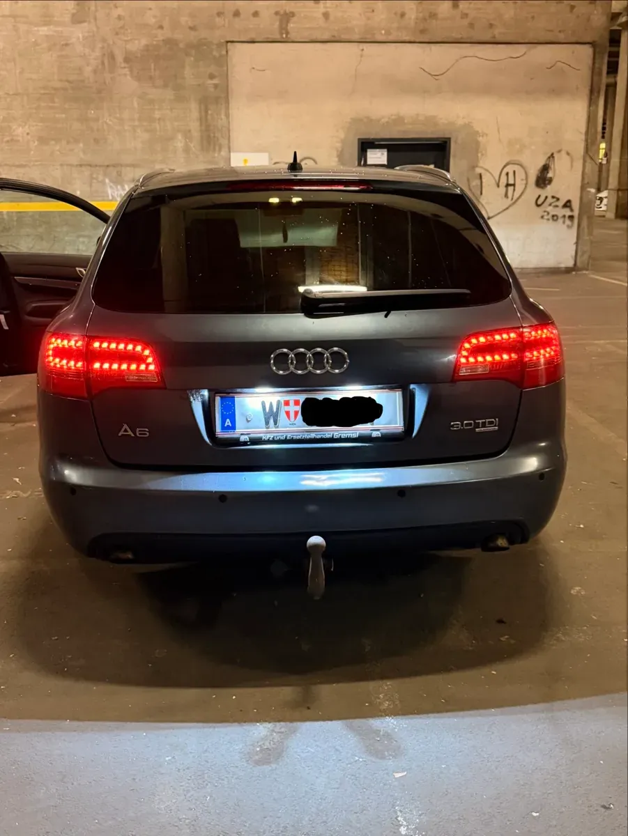Audi A6 2005 photo 2