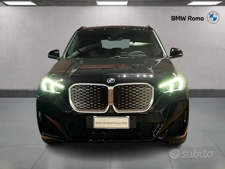 BMW Ix1 2026 photo 3