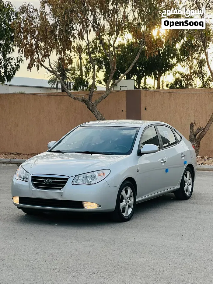Hyundai Avante 2007 photo 2