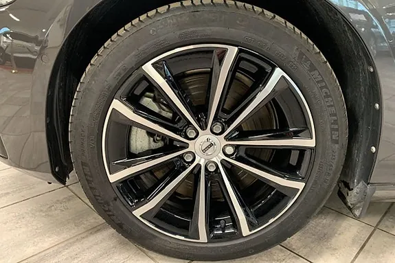 Volvo V60 2025 photo 5
