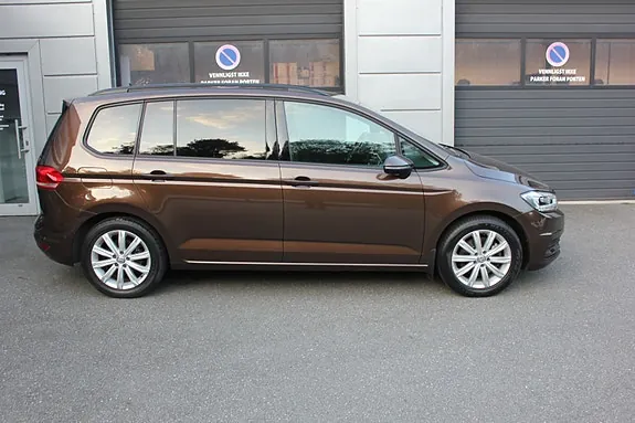 Volkswagen Touran 2018 photo 4