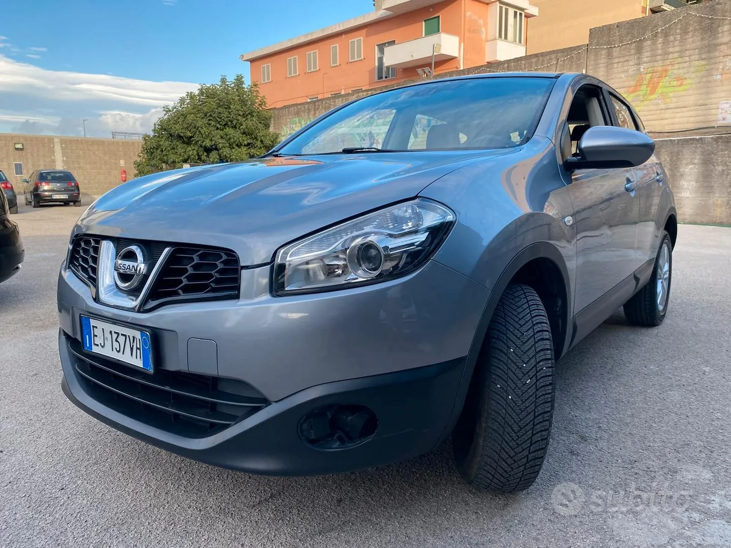 Nissan Qashqai 2011 photo 2