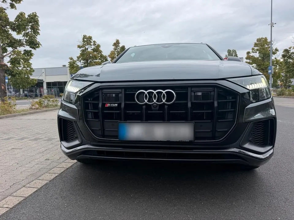 Audi Sq8