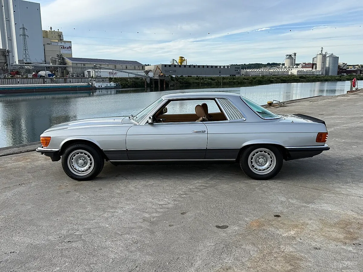 Mercedes-Benz Slc-Klasse 1980 photo 2