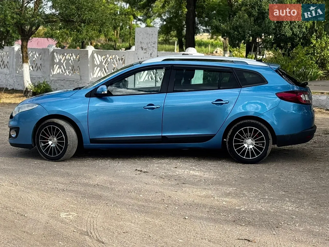 Renault Megane 2012 photo 3