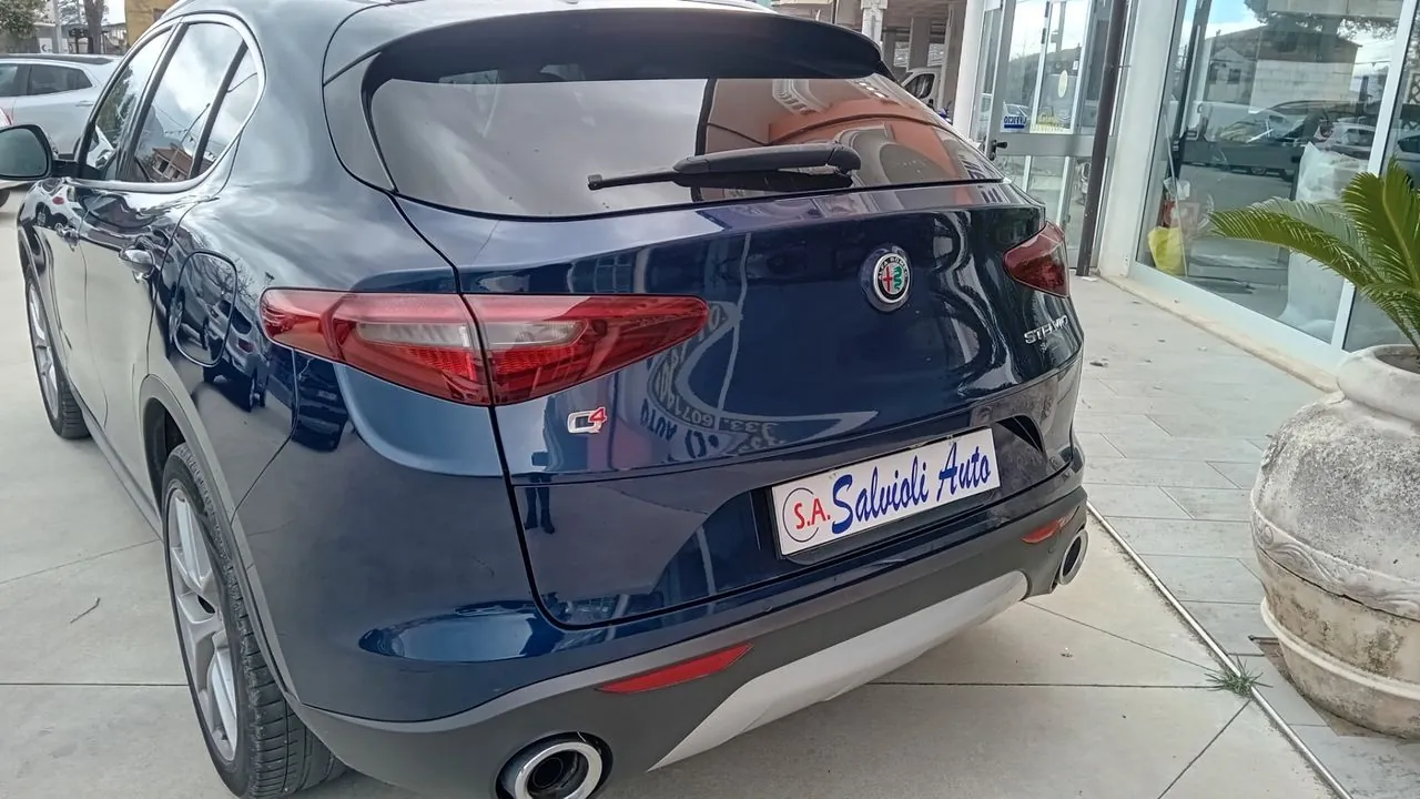 Alfa Romeo Stelvio 2017 photo 4