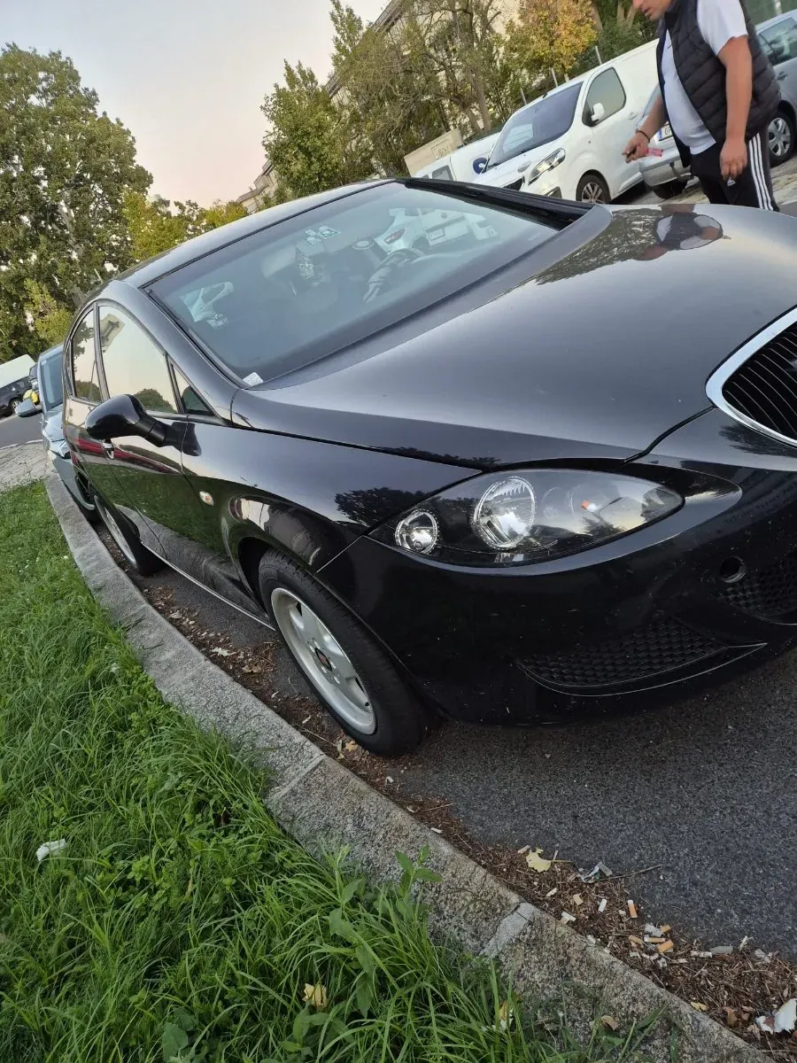 Seat Leon 2006 photo 2